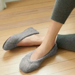 Coupon π White + Warren Cashmere Ballet Slipper Almost Gone β¨ 8 White + Warren Cashmere Ballet Slipper Almost Gone
