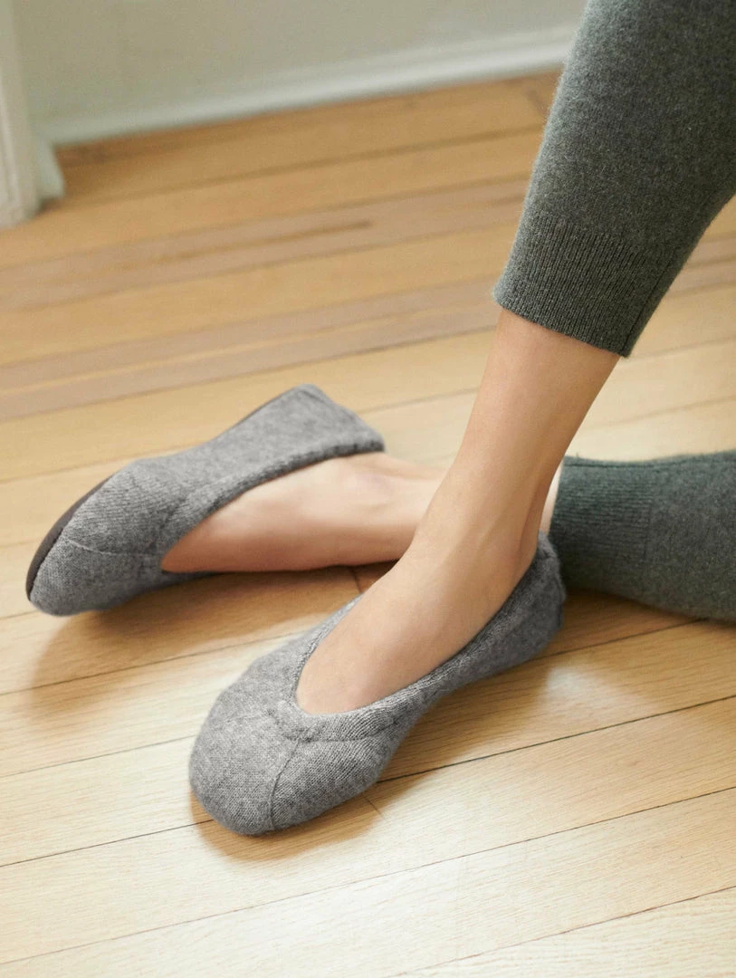 Coupon π White + Warren Cashmere Ballet Slipper Almost Gone β¨ 3 White + Warren Cashmere Ballet Slipper Almost Gone