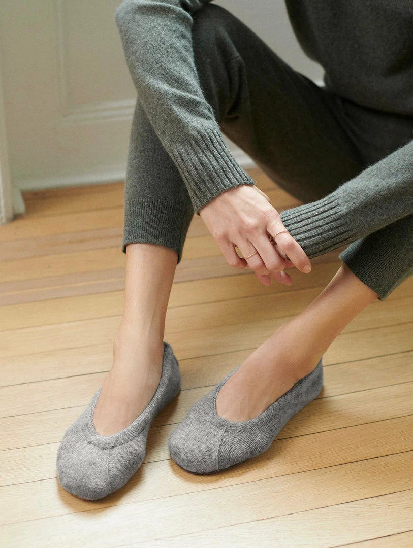 Coupon π White + Warren Cashmere Ballet Slipper Almost Gone β¨ 1 White + Warren Cashmere Ballet Slipper Almost Gone