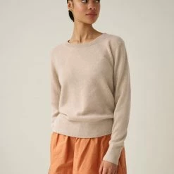 White + Warren Essential Cashmere Crewneck