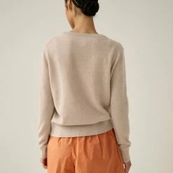 Top 10 π White + Warren Essential Cashmere Crewneck π₯ 5 White + Warren Essential Cashmere Crewneck