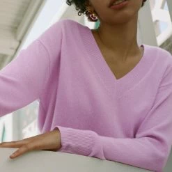 Deals 🎁 White + Warren 🌞 Summer Staples Essential Cashmere V Neck 😉 8 White + Warren Summer Staples Essential Cashmere V Neck