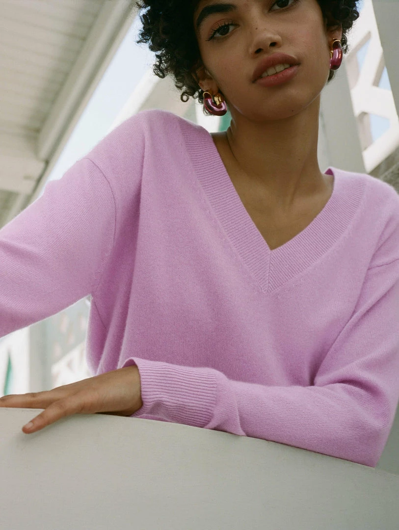 Deals 🎁 White + Warren 🌞 Summer Staples Essential Cashmere V Neck 😉 4 White + Warren Summer Staples Essential Cashmere V Neck