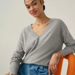 Hot Sale ✨ White + Warren Essential Cashmere V Neck Best-Sellers ⌛ 10 White + Warren Essential Cashmere V Neck Best-Sellers