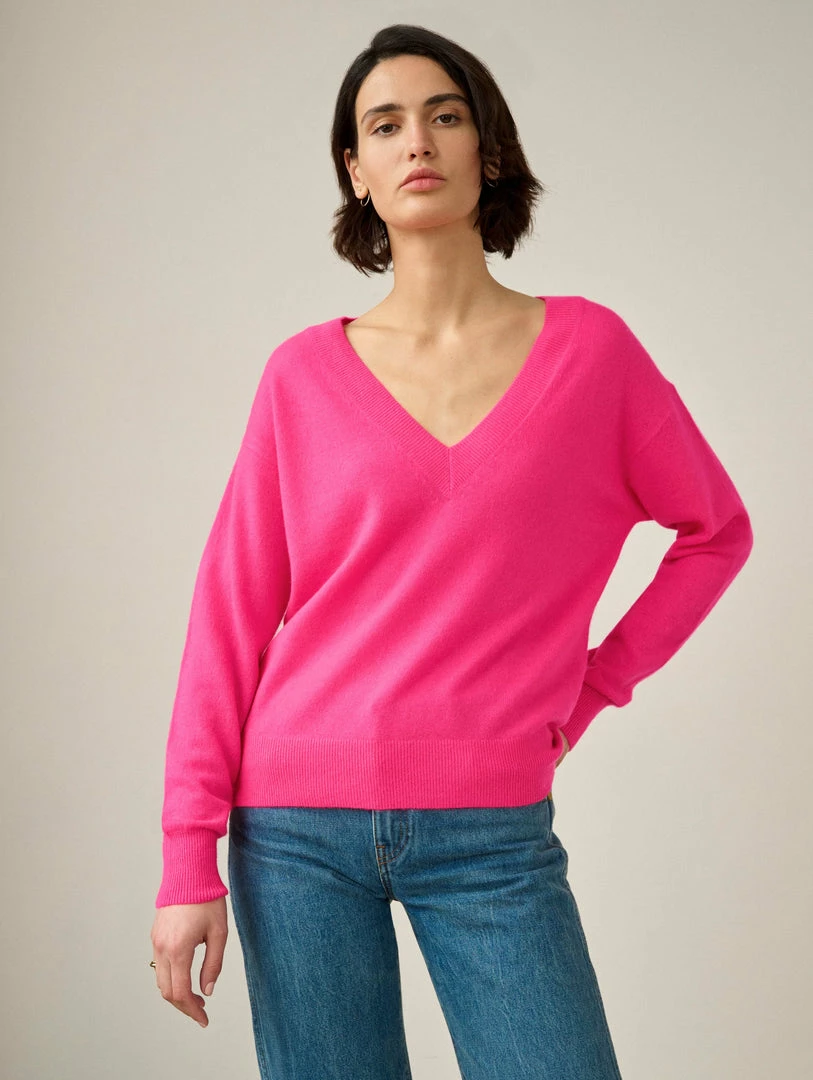 Flash Sale ๐ White + Warren Best-Sellers Essential Cashmere V Neck ๐ฅ 3 White + Warren Best-Sellers Essential Cashmere V Neck