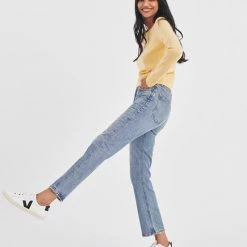 Brand new 😉 White + Warren Essential Cashmere Shrunken Crewneck 🎉 9 White + Warren Essential Cashmere Shrunken Crewneck