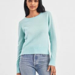 White + Warren Essential Cashmere Shrunken Crewneck