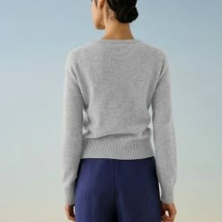 Cheap 🌟 White + Warren Essential Cashmere Shrunken Crewneck Best-Sellers 😀 9 White + Warren Essential Cashmere Shrunken Crewneck Best-Sellers
