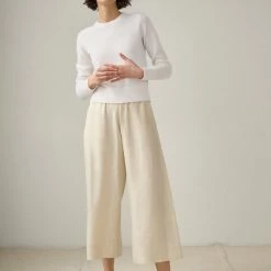 White + Warren Essential Cashmere Shrunken Crewneck Best-Sellers