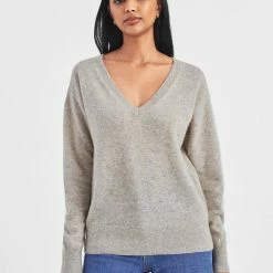 White + Warren Cashmere V Neck