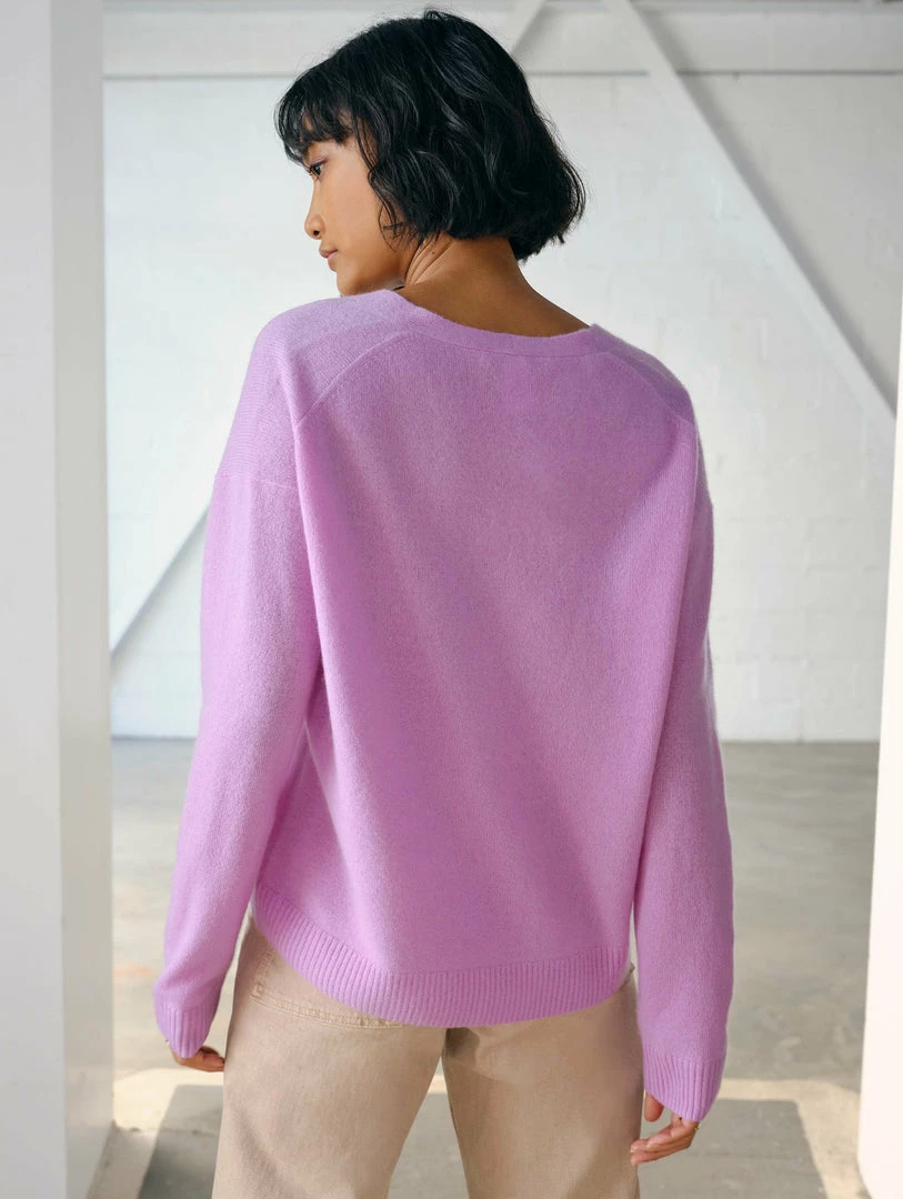 New ❤️ White + Warren Cashmere Relaxed V Neck Almost Gone 👍 3 White + Warren Cashmere Relaxed V Neck Almost Gone