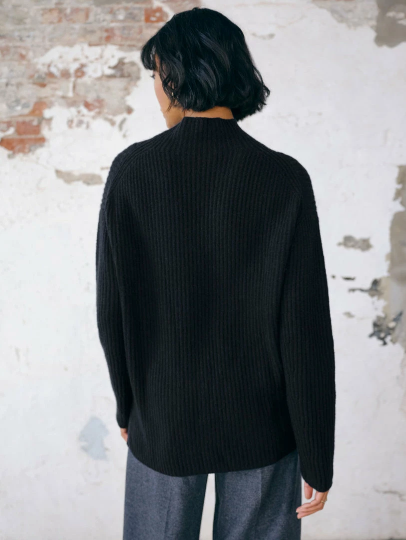 Deals ๐ White + Warren Recycled Cashmere Ribbed Standneck Almost Gone ๐ฏ 4 White + Warren Recycled Cashmere Ribbed Standneck Almost Gone