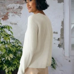 Cheap ๐ White + Warren Recycled Cashmere Ribbed Crewneck Almost Gone ๐ฅฐ 7 White + Warren Recycled Cashmere Ribbed Crewneck Almost Gone