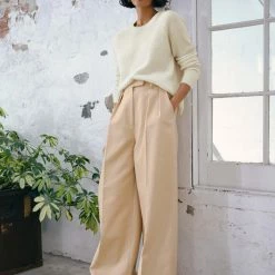 White + Warren Recycled Cashmere Ribbed Crewneck Almost Gone