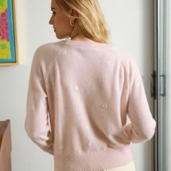 Discount ❤️ White + Warren Cashmere Embroidered Daisy Sweatshirt ❤️ 8 White + Warren Cashmere Embroidered Daisy Sweatshirt