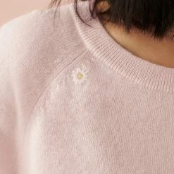 Discount ❤️ White + Warren Cashmere Embroidered Daisy Sweatshirt ❤️ 9 White + Warren Cashmere Embroidered Daisy Sweatshirt