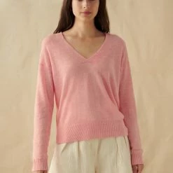 White + Warren Vacation Wardrobe Linen Easy V Neck