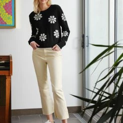 White + Warren Cashmere Daisy Intarsia Sweatshirt