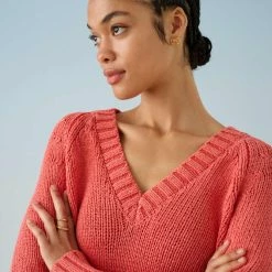 Flash Sale 🔔 White + Warren Lofty Cotton Cropped V Neck 🌞 Summer Staples 🛒 9 White + Warren Lofty Cotton Cropped V Neck Summer Staples