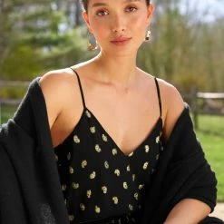 White + Warren Best-Sellers Cashmere Travel Wrap