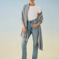 White + Warren Cashmere Travel Wrap