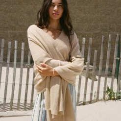 White + Warren Best-Sellers Cashmere Travel Wrap